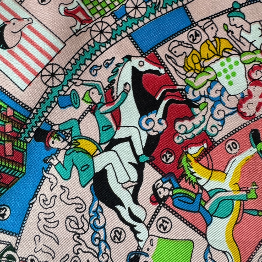 Luxury Designer-Style Silk Scarf 90cm - Picture 5 of 12